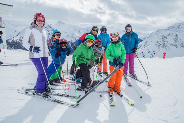 Rodzinny Wyjazd Narciarsko - Snowboardowy.jpg