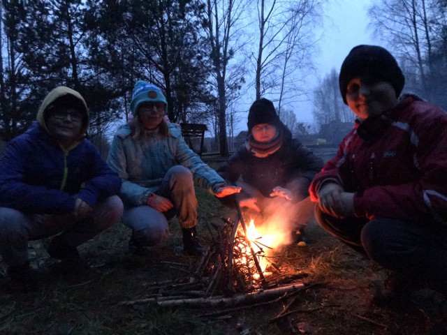 Zimowa Kolonia z Elementami Survivalu