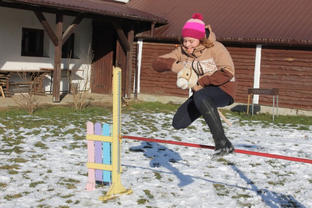 Zimowy obóz Hobby Horse z elementami jazdy konnej