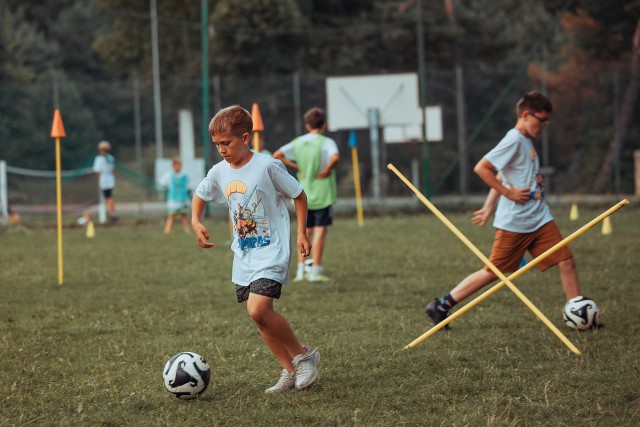 Obóz piłkarsko - przygodowy