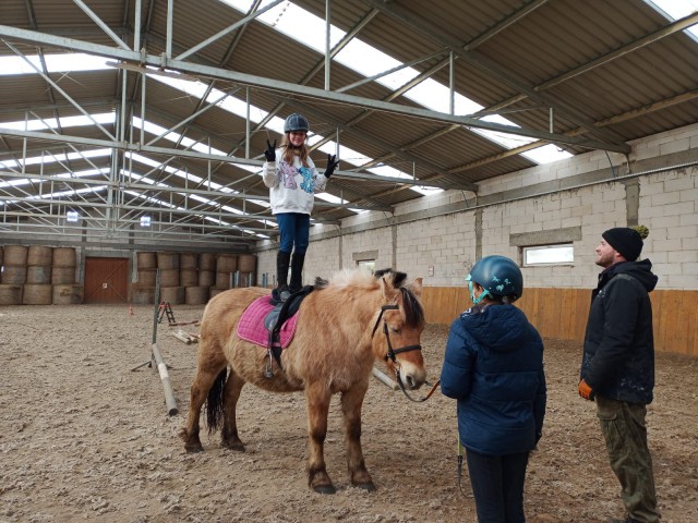 Zimowy obóz przygodowy z jazdą konną