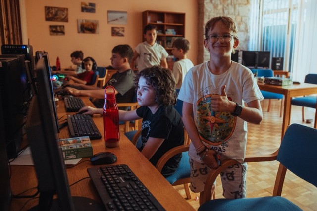 wInterkamp Junior - Kolonia Miłośników Minecraft