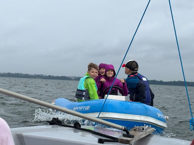 Windsurfing, żagle, SUPy - obóz wodnych przygód na Mazurach