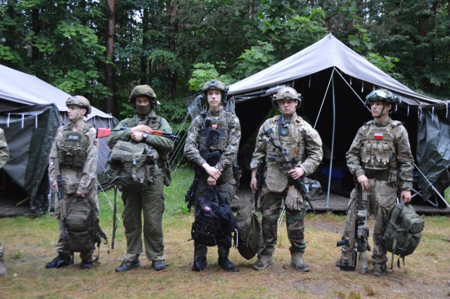 Preppersi – Obóz Umiejętności Przetrwania